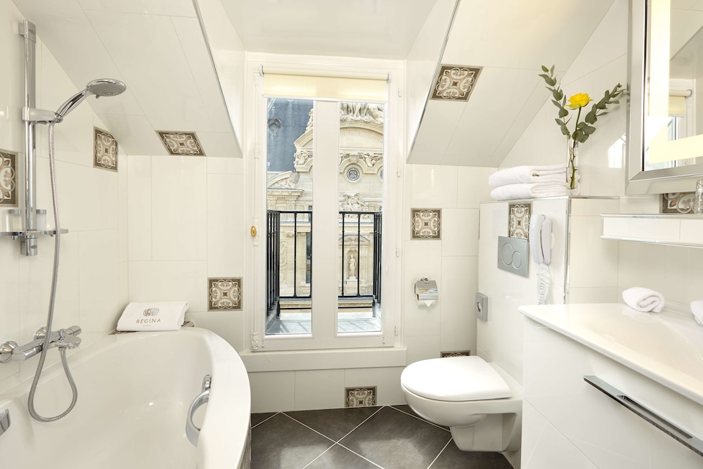 Suite (Prestige) del hotel Regina Louvre. Foto 7