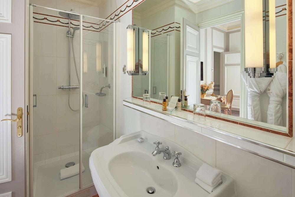 Suite (Prestige) del hotel Regina Louvre. Foto 8