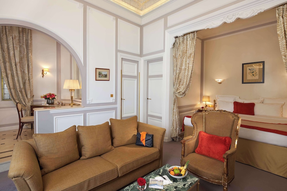 Suite junior (Eiffel Tower) del hotel Regina Louvre. Foto 4