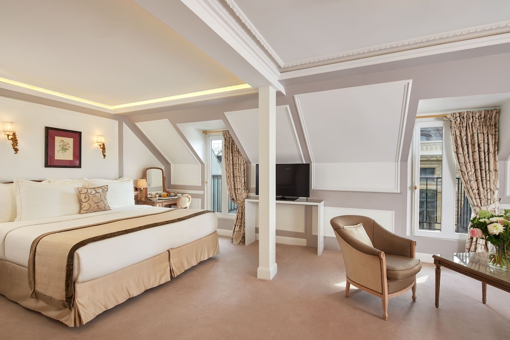 Suite junior (Eiffel Tower) del hotel Regina Louvre. Foto 7