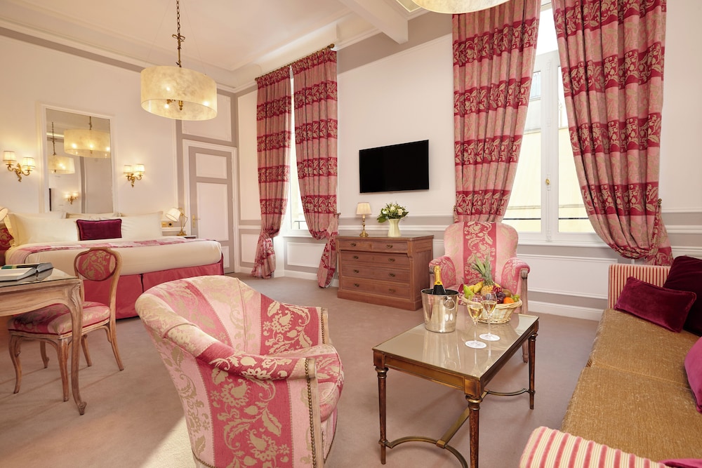 Junior Suite del hotel Regina Louvre. Foto 3