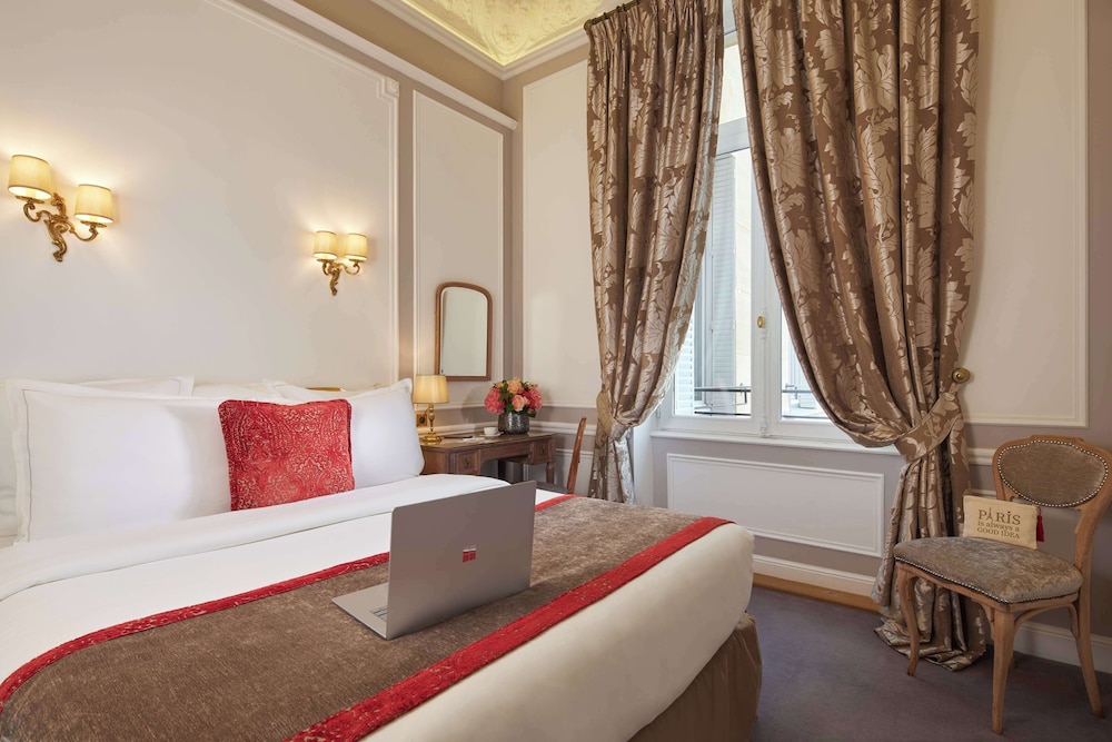 Habitación Superior del hotel Regina Louvre