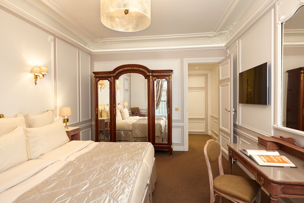 Habitación (Prestige) del hotel Regina Louvre. Foto 5