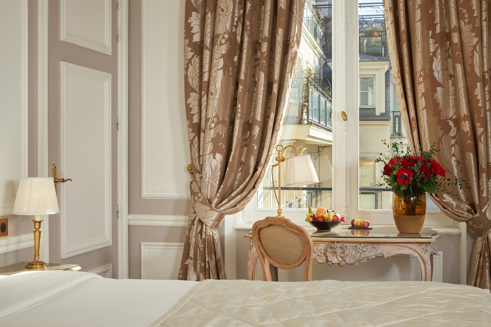 Habitación (Prestige) del hotel Regina Louvre. Foto 6
