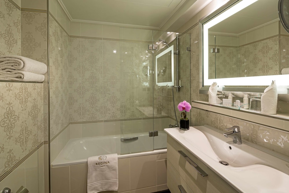 Habitación (Prestige) del hotel Regina Louvre. Foto 10