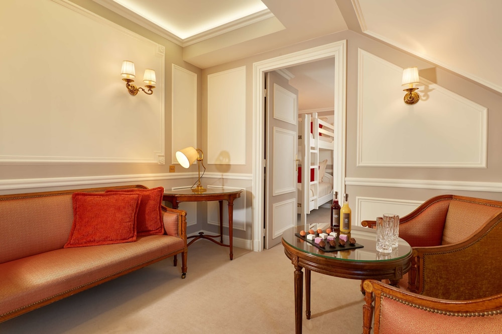 Suite Familiar del hotel Regina Louvre. Foto 3