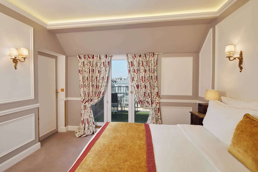 Suite Familiar del hotel Regina Louvre. Foto 11