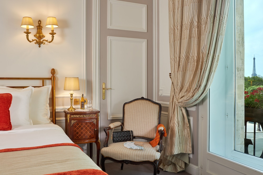 Suite (Eiffel Tower) del hotel Regina Louvre. Foto 8