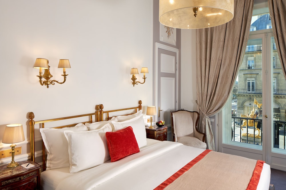 Suite (Eiffel Tower) del hotel Regina Louvre. Foto 16