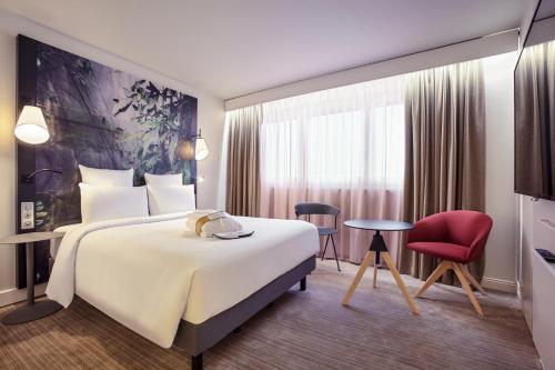 Habitación Doble Privilege del hotel Mercure Paris La Defense. Foto 2