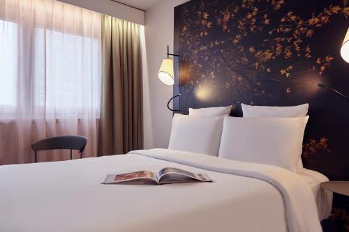 Habitación Doble Privilege del hotel Mercure Paris La Defense. Foto 4