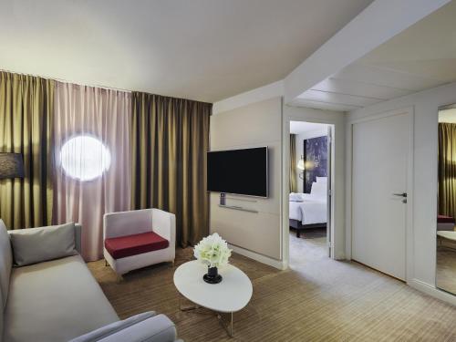 Suite con 1 cama doble del hotel Mercure Paris La Defense