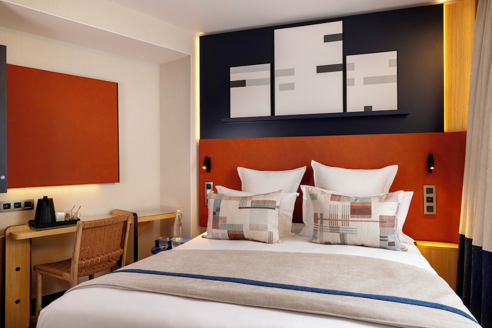 Habitación Clásica del hotel Raspail Montparnasse. Foto 3