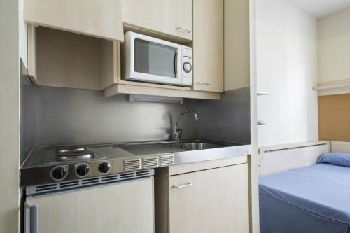 Habitación Doble Básica - 2 camas del hotel Blas De Otero. Foto 1