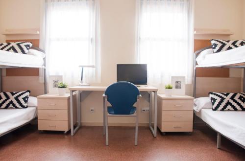 Habitación Cuádruple del hotel Blas De Otero