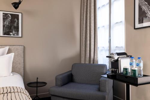 Habitación Doble Deluxe - 1 o 2 camas del hotel Hélios Opéra. Foto 3