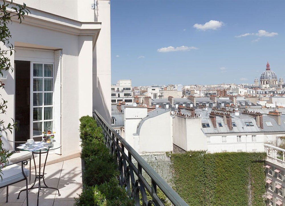 Suite Panoramique del hotel Le Bristol Paris - An Oetker Collection
