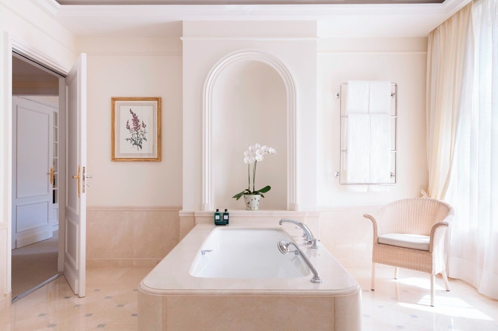 Suite Princière del hotel Le Bristol Paris - An Oetker Collection. Foto 4
