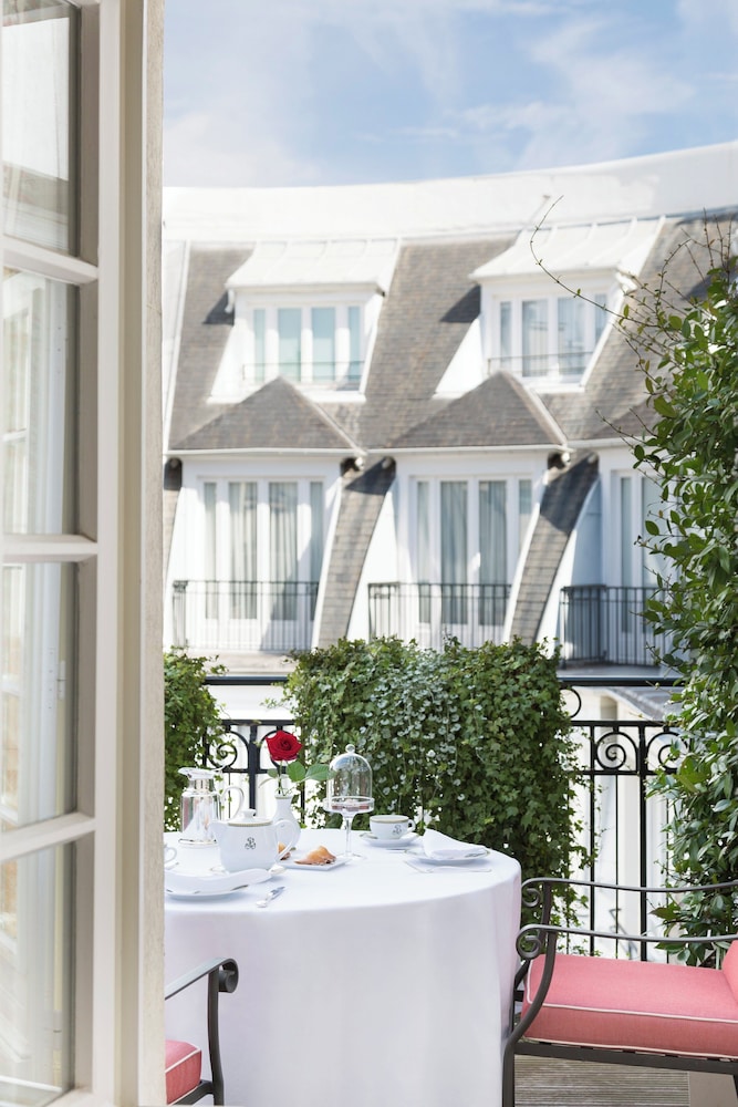 Suite Deluxe con terraza del hotel Le Bristol Paris - An Oetker Collection
