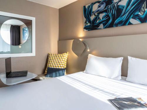 Habitación Doble Estándar del hotel Ibis Styles Paris Bercy. Foto 7