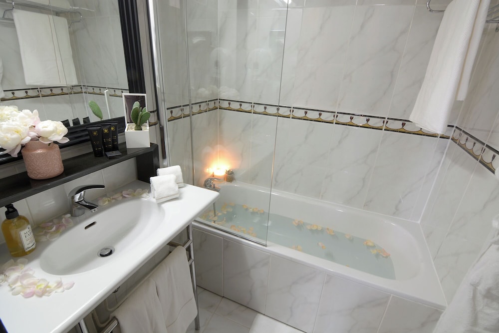 Habitación Superior del hotel Le Patio Bastille. Foto 3