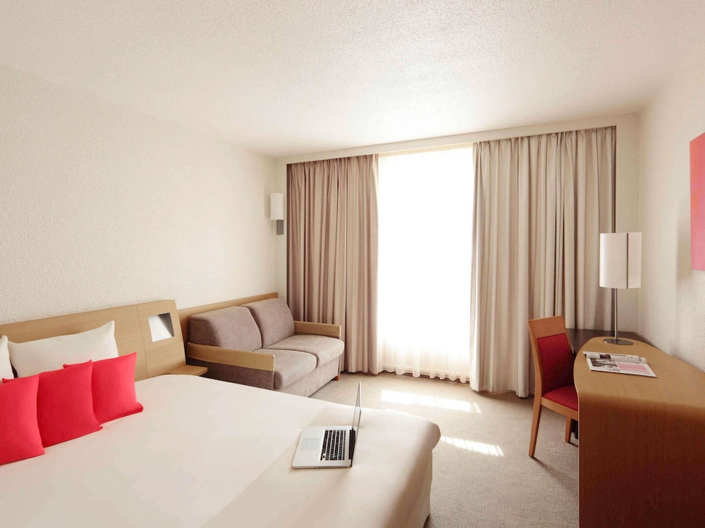 Habitación Clásica con 1 cama doble del hotel Novotel Paris Pont De Sevres. Foto 4