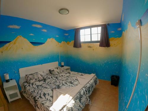 Twin Room with Shared Bathroom del hotel Surf Riders Fuerteventura - Adults Only. Foto 2