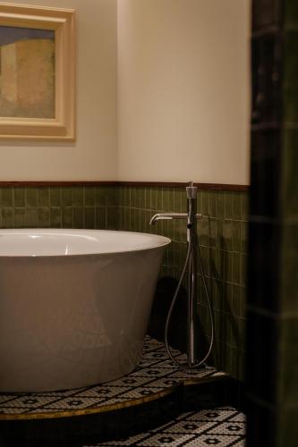 Suite del hotel Pulitzer Paris. Foto 7