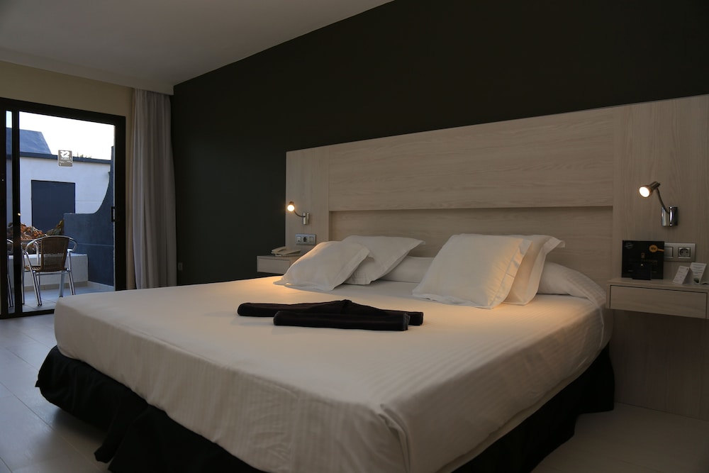 Habitación doble (Romantic Dream) del hotel R2 Romantic Fantasia Dreams and Suites – Adults Only - All Inclusive. Foto 1