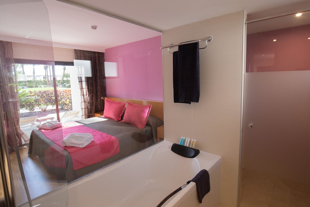 Suite Fantasía del hotel R2 Romantic Fantasia Dreams and Suites – Adults Only - All Inclusive. Foto 5