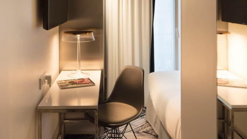 Habitación clásica doble del hotel Nouvel Eiffel. Foto 1
