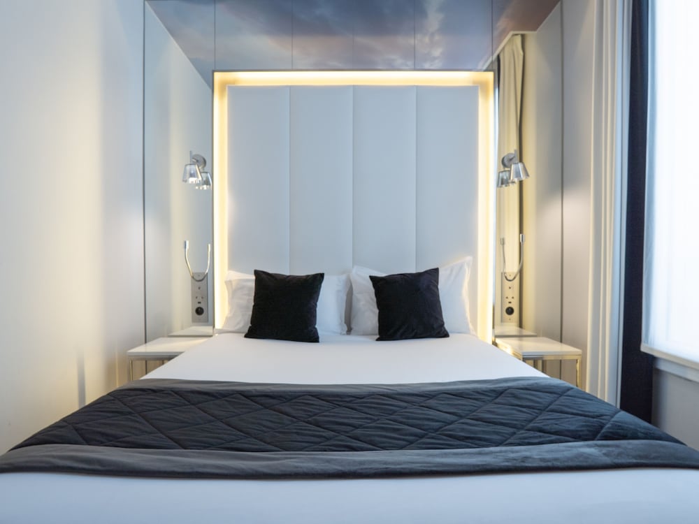 Habitación Business individual del hotel Nouvel Eiffel. Foto 3