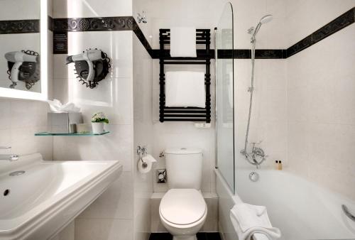 Habitación Superior del hotel Le Senat. Foto 4