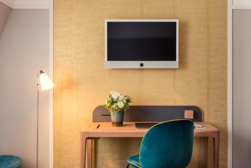 Habitación Doble Clásica del hotel Mercure Paris Opéra Garnier. Foto 7