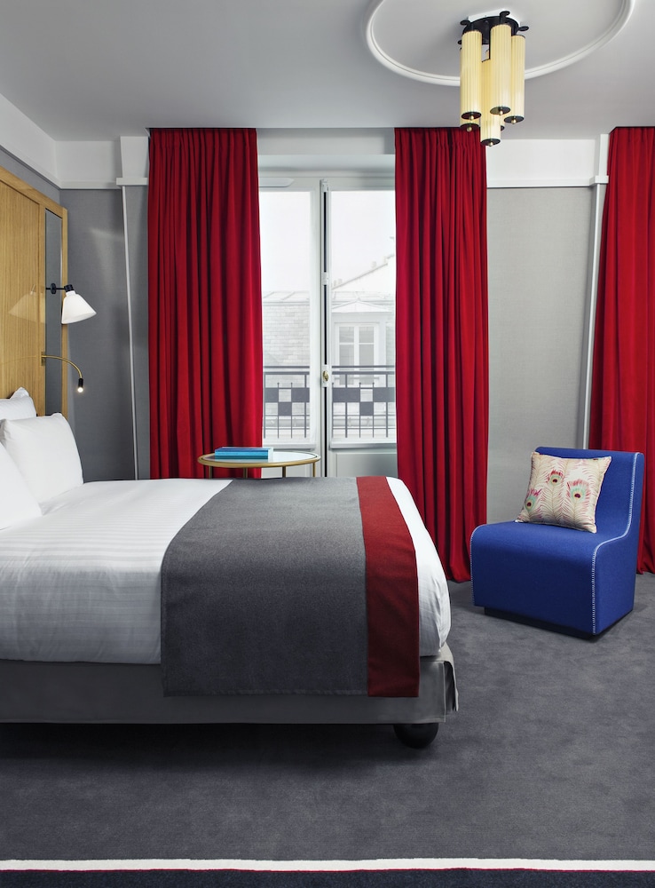 Habitación clásica, 1 cama de matrimonio del hotel L'echiquier Opéra Paris Mgallery Collection. Foto 4