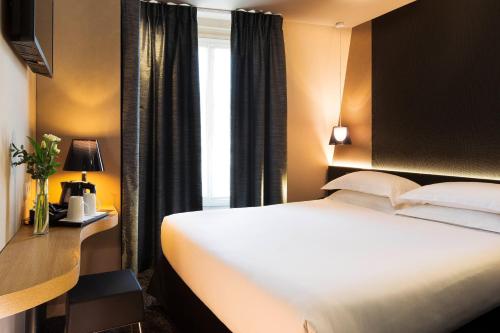 Habitación Superior - 1 cama grande del hotel BEST WESTERN QUARTIER LATIN PANTHEON. Foto 1