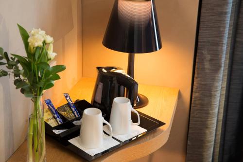 Habitación Executive con cama grande del hotel BEST WESTERN QUARTIER LATIN PANTHEON. Foto 3