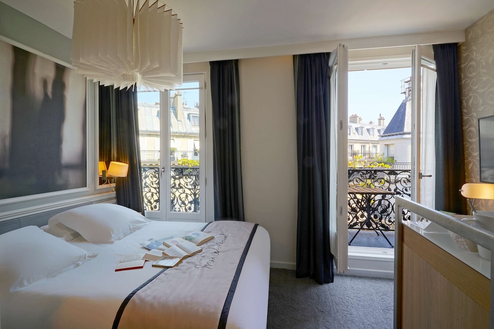 Habitación superior, 1 cama de matrimonio, no fumadores, balcón del hotel Littéraire Le Swann, BW Premier Collection. Foto 3