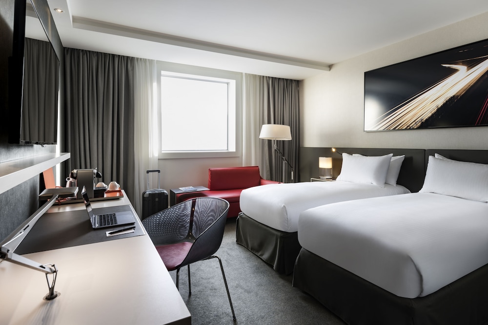 Habitación Deluxe, 2 camas individuales (Defense view) del hotel Pullman Paris La Défense