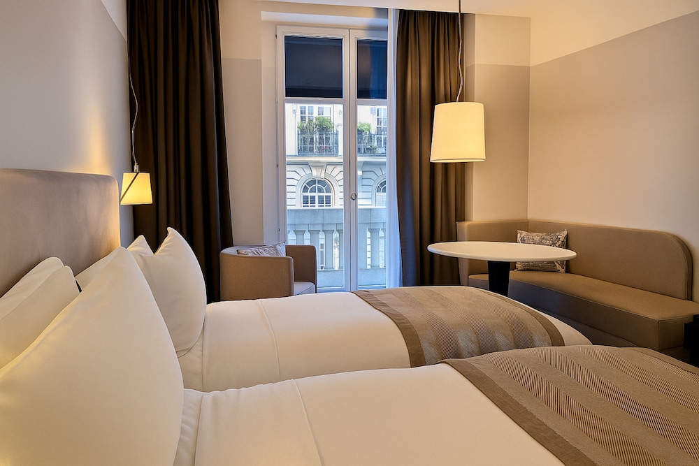 Habitación de lujo, 2 camas individuales del hotel Sofitel Paris Arc de Triomphe. Foto 2