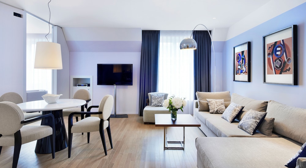 Apartamento, 1 cama de matrimonio grande del hotel Sofitel Paris Arc de Triomphe. Foto 1