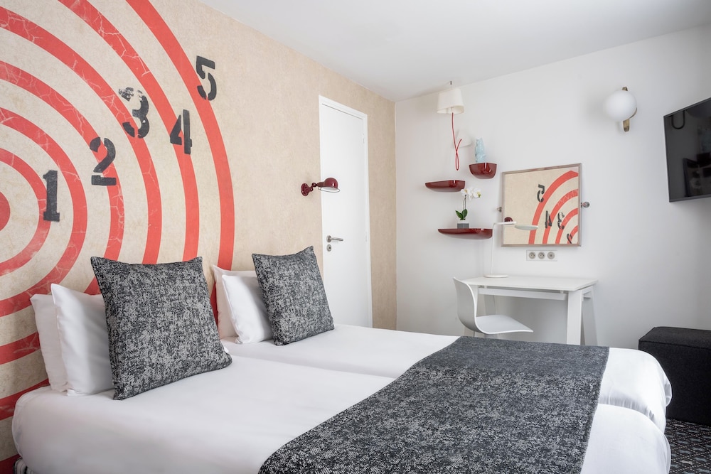 Habitación Familiar, 2 habitaciones - Minibar soft y bandeja de cortesía, Chromecast - Prensa digital del hotel Astoria - Astotel. Foto 5