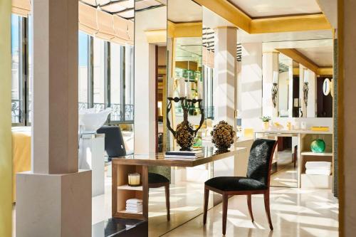 Suite Presidencial del hotel Park Hyatt Paris - Vendome. Foto 2