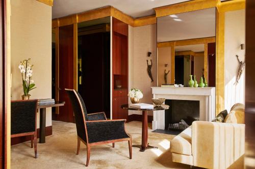 Executive Suite with Paix View del hotel Park Hyatt Paris - Vendome. Foto 5
