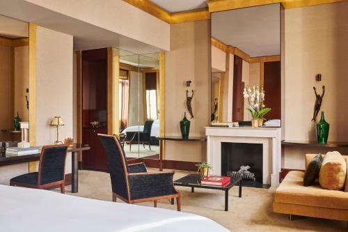 Suite Deluxe del hotel Park Hyatt Paris - Vendome. Foto 3