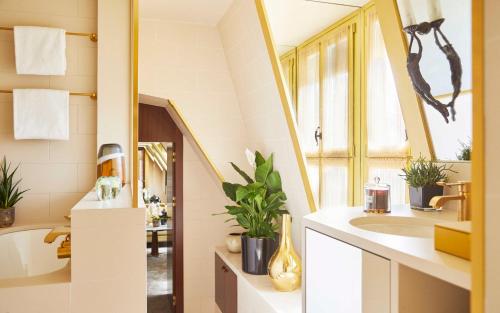 Suite Deluxe del hotel Park Hyatt Paris - Vendome. Foto 5
