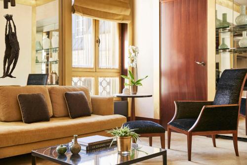 Suite Executive del hotel Park Hyatt Paris - Vendome. Foto 4