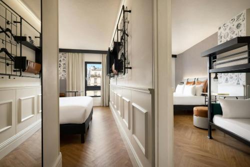 Moxy Family Ultra Room del hotel Moxy Paris La Villette. Foto 3