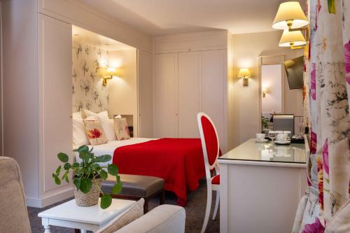 Suite Junior del hotel QUEEN MARY. Foto 1