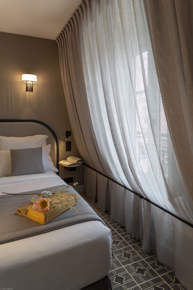 Suite junior del hotel Lenox Montparnasse. Foto 11